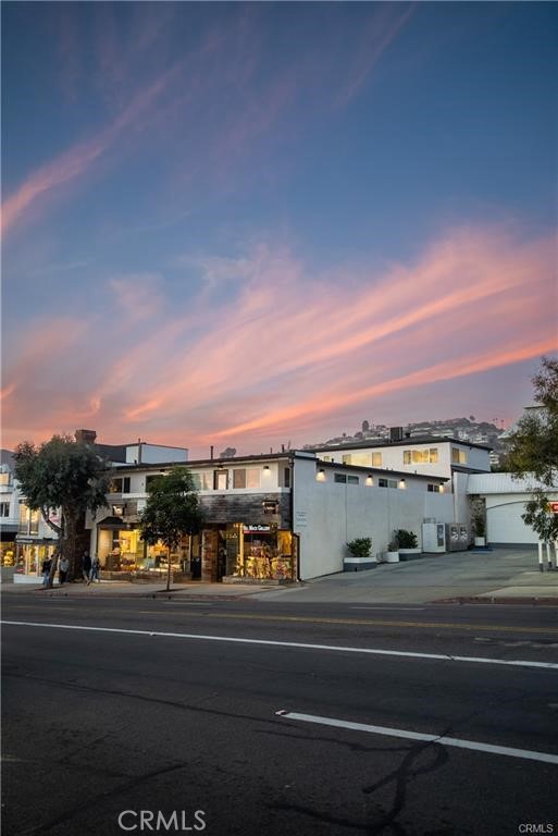 Fantastic Laguna Village Appartment at Twighlight - 577 S Ramona #E, Laguna Beach CA 92651 - photo 1