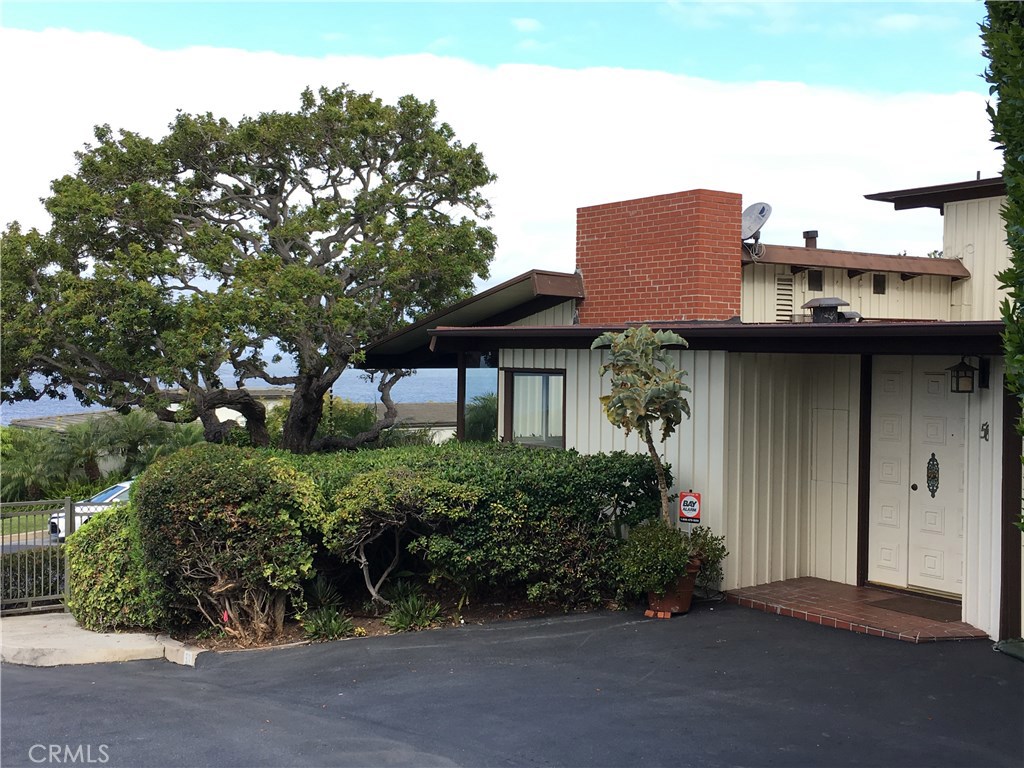 58 Lagunita Drive, Laguna Beach CA 92651 - photo 1