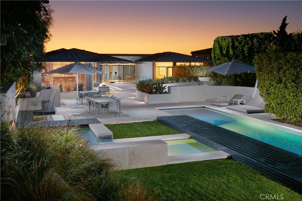 58 N La Senda Drive, Laguna Beach CA 92651 - photo 2