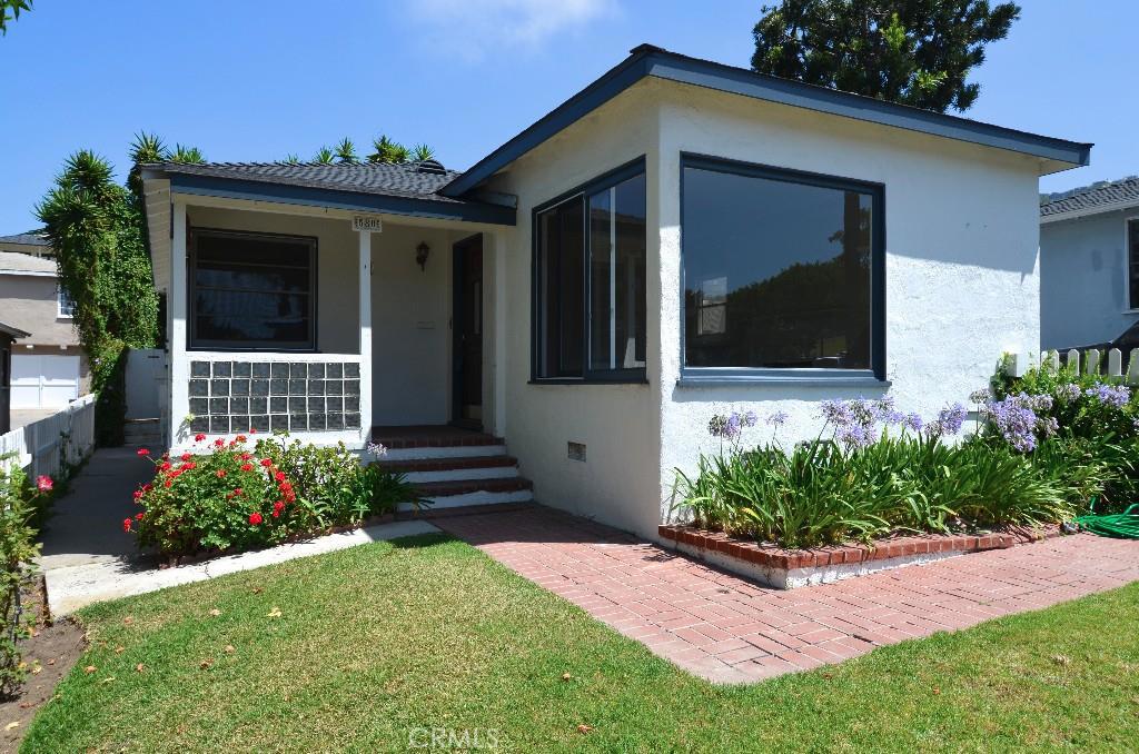 580 Park Avenue, Laguna Beach CA 92651 - photo 1