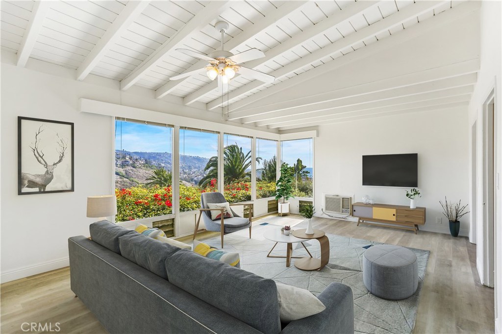 Huge living room with views of the ocean. - 580 Poplar Street, Laguna Beach CA 92651 - photo 1