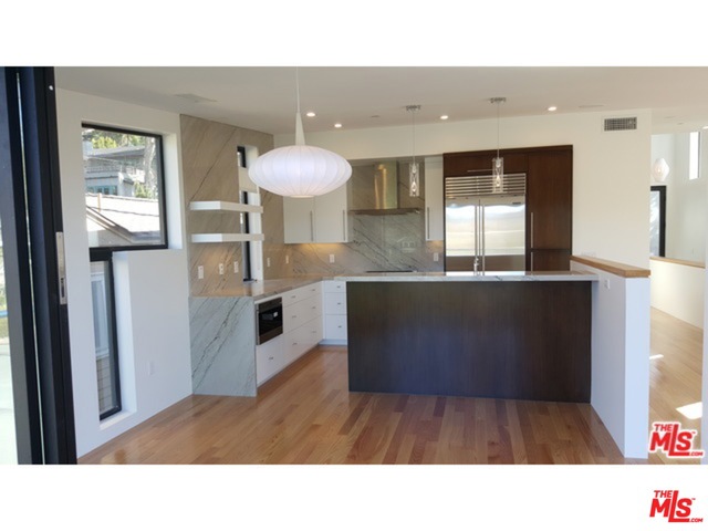 581 AGATE Street, Laguna Beach CA 92651 - photo 1