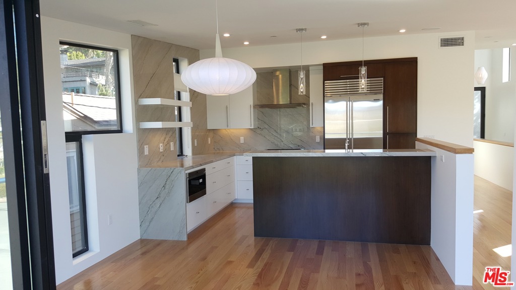 581 AGATE Street, Laguna Beach CA 92651 - photo 1