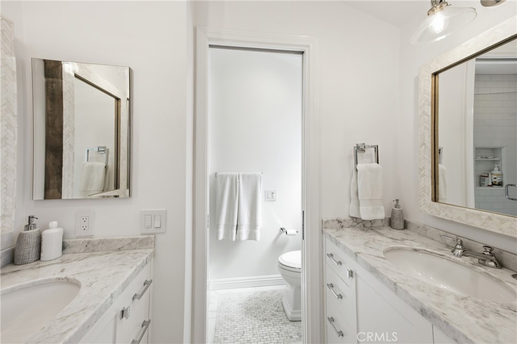 581 Brooks, Laguna Beach CA 92651 - photo 13