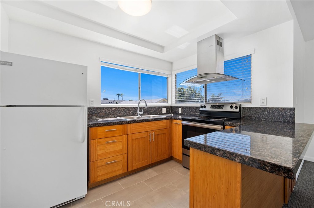 585 Glenneyre St. #5 Street, Laguna Beach CA 92651 - photo 1