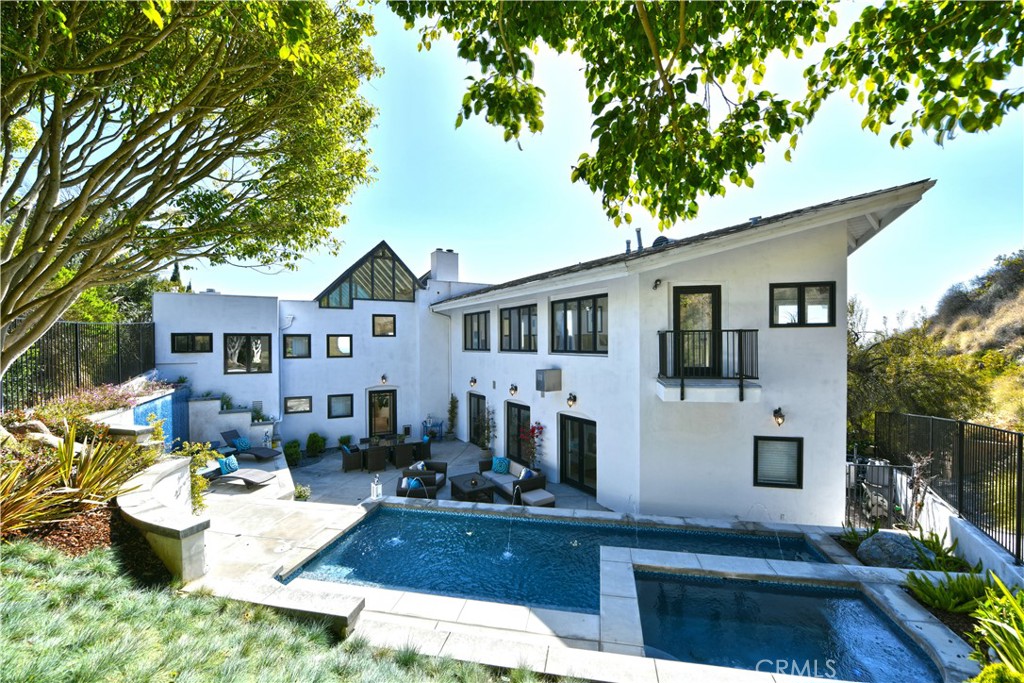 586 Nyes Place, Laguna Beach CA 92651 - photo 1
