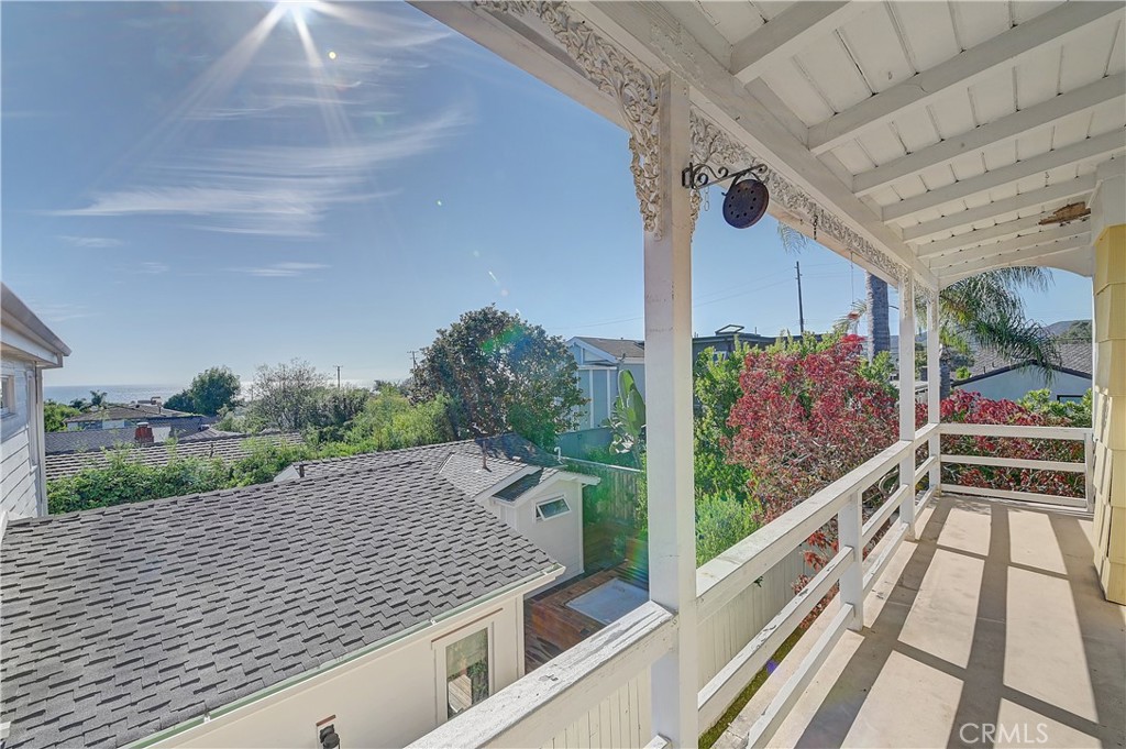 590 Seaview Street, Laguna Beach CA 92651 - photo 32