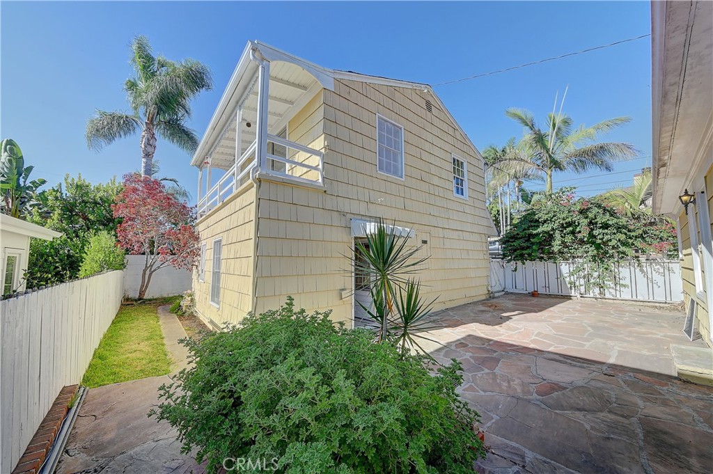 590 Seaview Street, Laguna Beach CA 92651 - photo 58