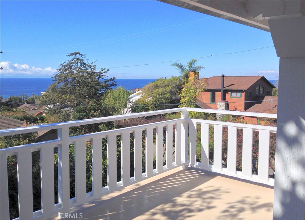 Truly fabulous ocean views... - 591 Flora, Laguna Beach CA 92651 - photo 1