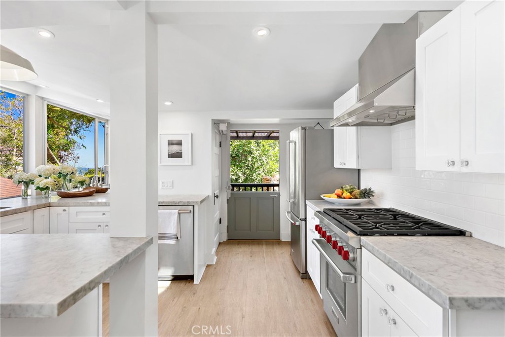 592 Bluebird Canyon Drive, Laguna Beach CA 92651 - photo 14