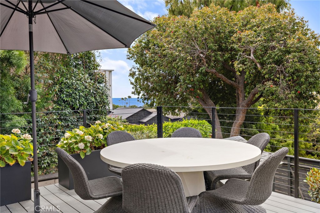 592 Bluebird Canyon Drive, Laguna Beach CA 92651 - photo 15