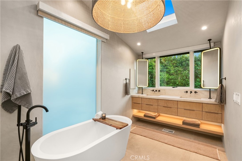 592 Bluebird Canyon Drive, Laguna Beach CA 92651 - photo 32