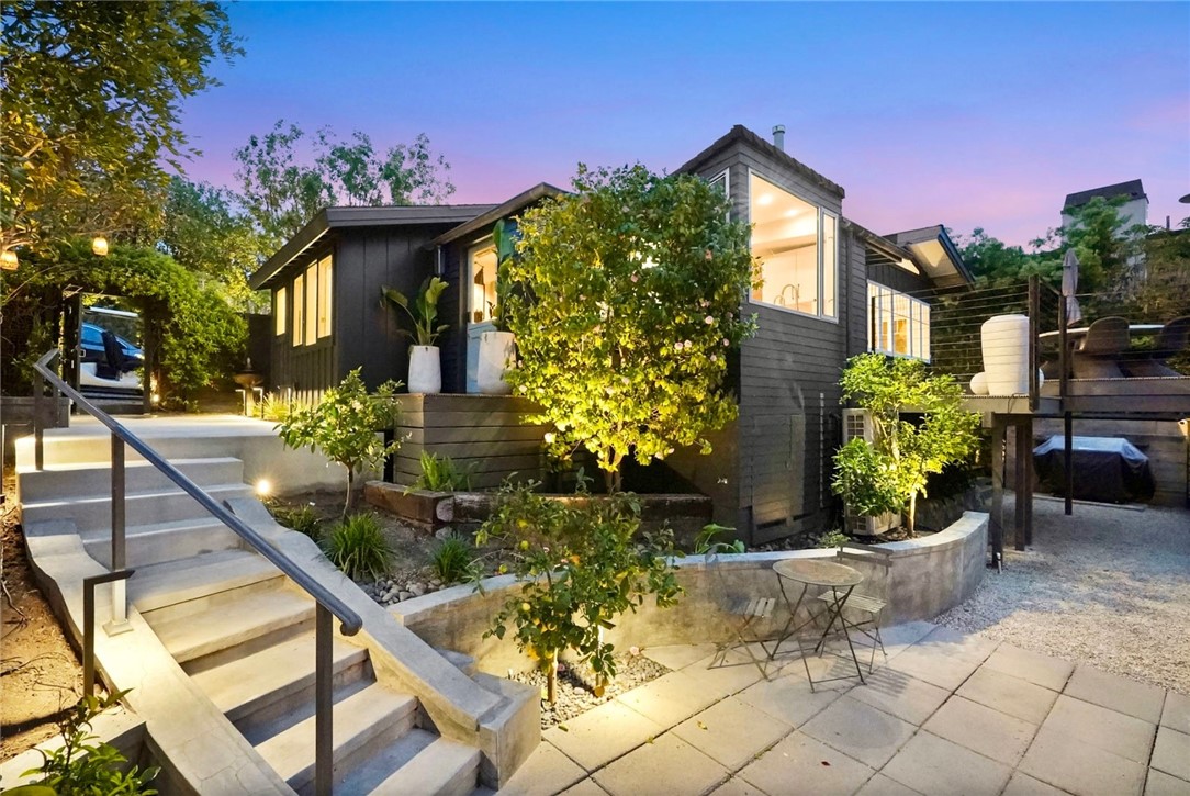 592 Bluebird Canyon Drive, Laguna Beach CA 92651 - photo 53
