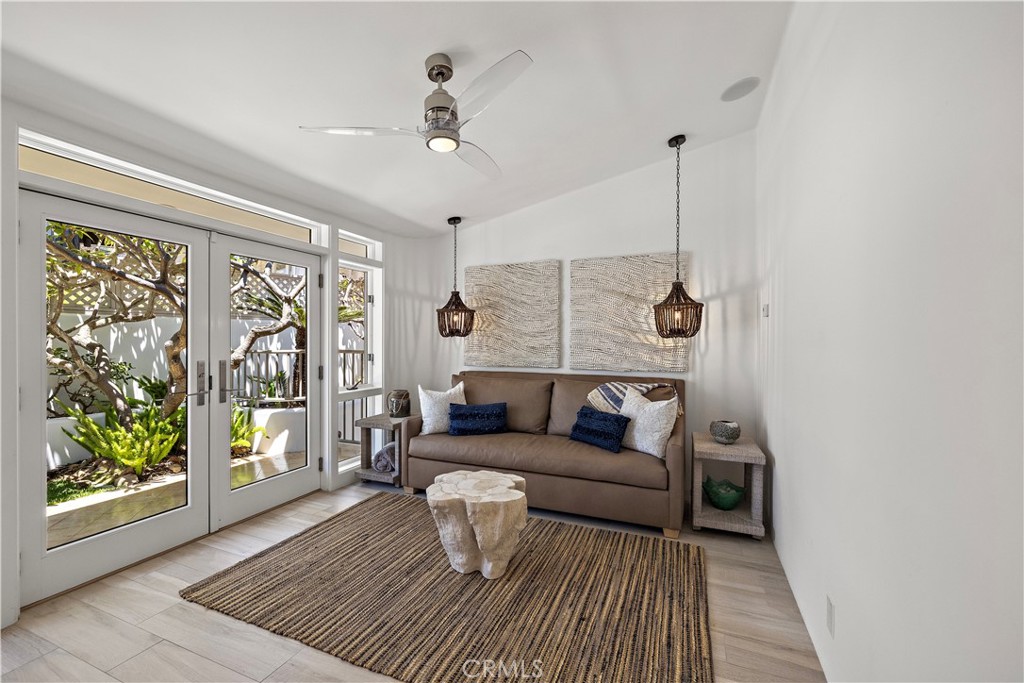 594 Cliff Drive, Laguna Beach CA 92651 - photo 21