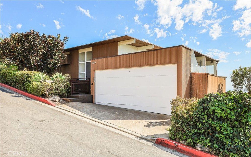 599 Alta Vista, Laguna Beach CA 92651 - photo 1