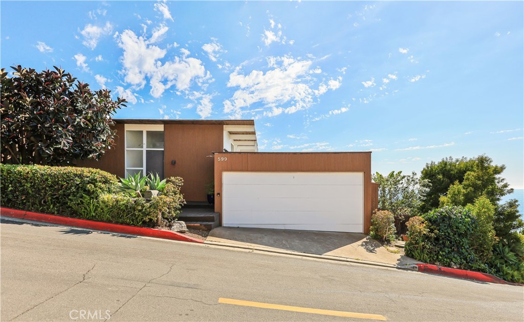 599 Alta Vista, Laguna Beach CA 92651 - photo 2