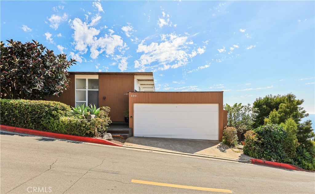 599 Alta Vista, Laguna Beach CA 92651 - photo 2