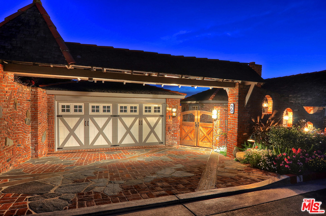 6 BARRANCA Way, Laguna Beach CA 92651 - photo 1