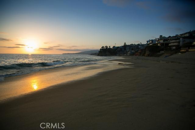 Enjoy sunset walks on Victoria Beach! - 60 Blue Lagoon, Laguna Beach CA 92651 - photo 1