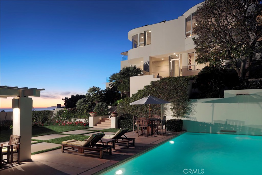 602 Vista Lane, Laguna Beach CA 92651 - photo 1