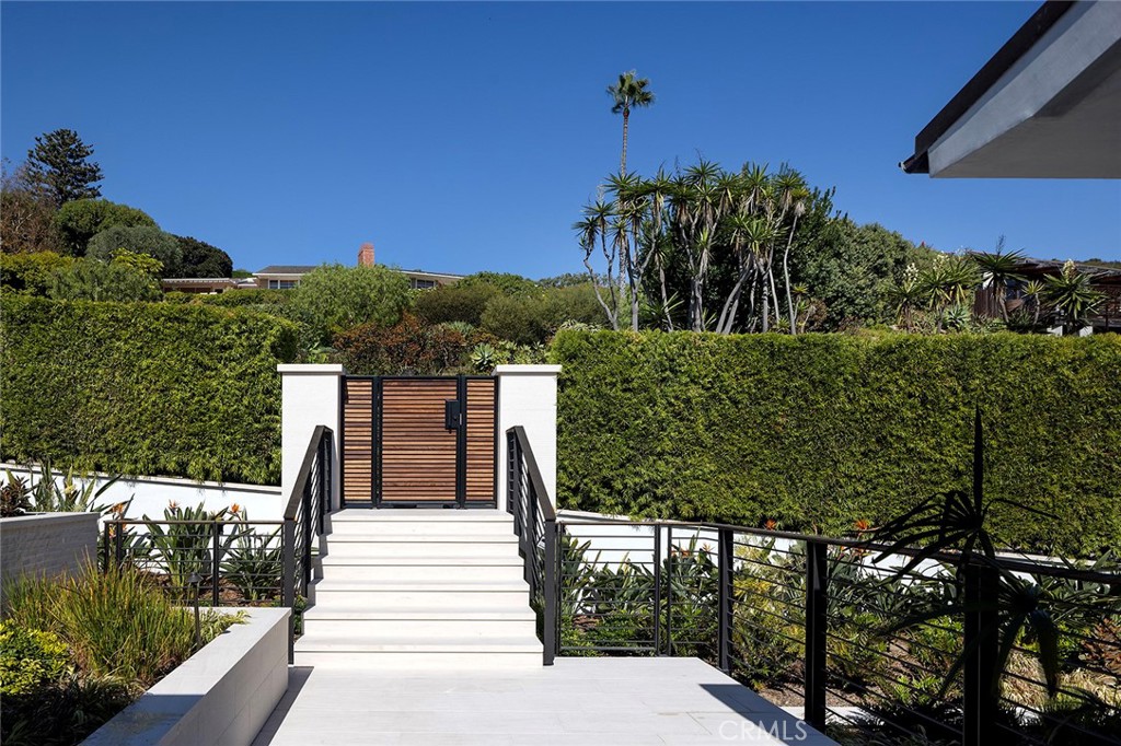 604 Allview Place, Laguna Beach CA 92651 - photo 5