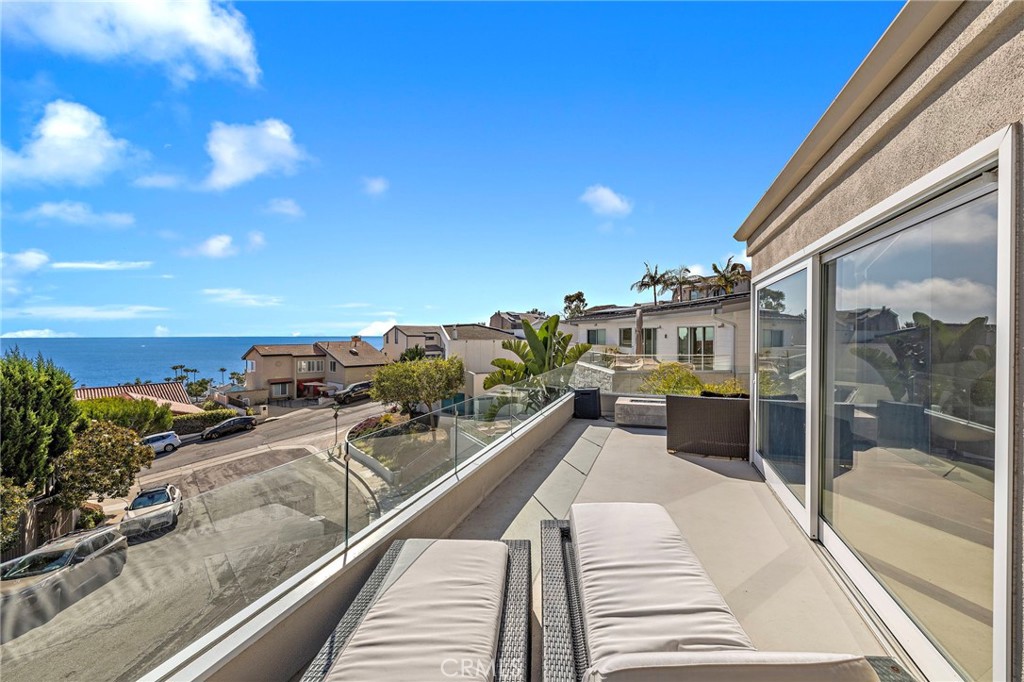 upper balcony facing Northwest - 608 Loretta Drive, Laguna Beach CA 92651 - photo 11