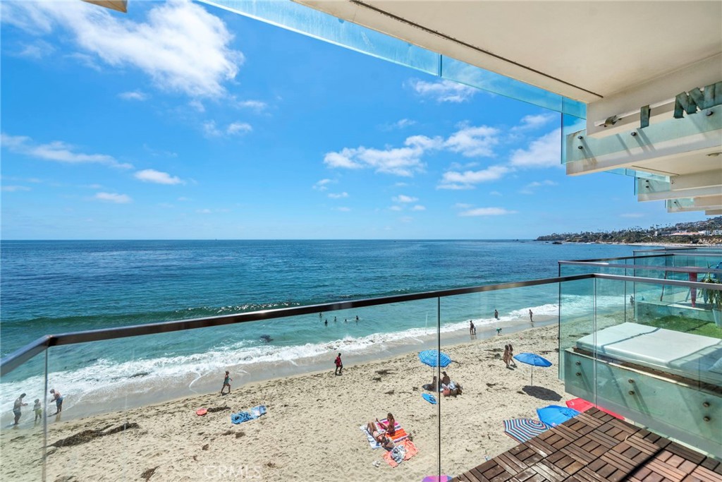 609 Sleepy Hollow Lane 6, Laguna Beach CA 92651 - photo 1