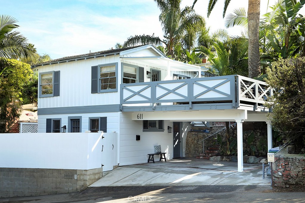 611 Saint Anns Drive, Laguna Beach CA 92651 - photo 1