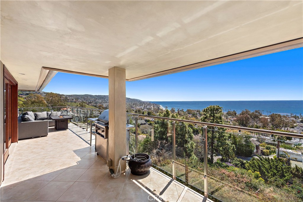 612 Allview Place, Laguna Beach CA 92651 - photo 16