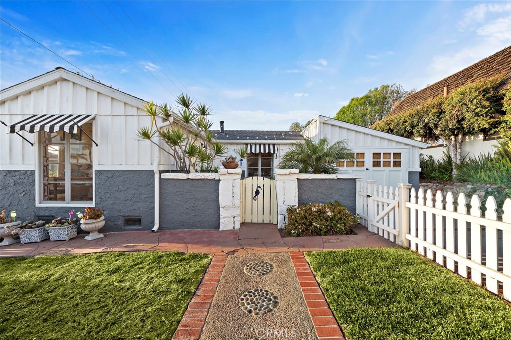 614 Thalia Street, Laguna Beach CA 92651 - photo 1