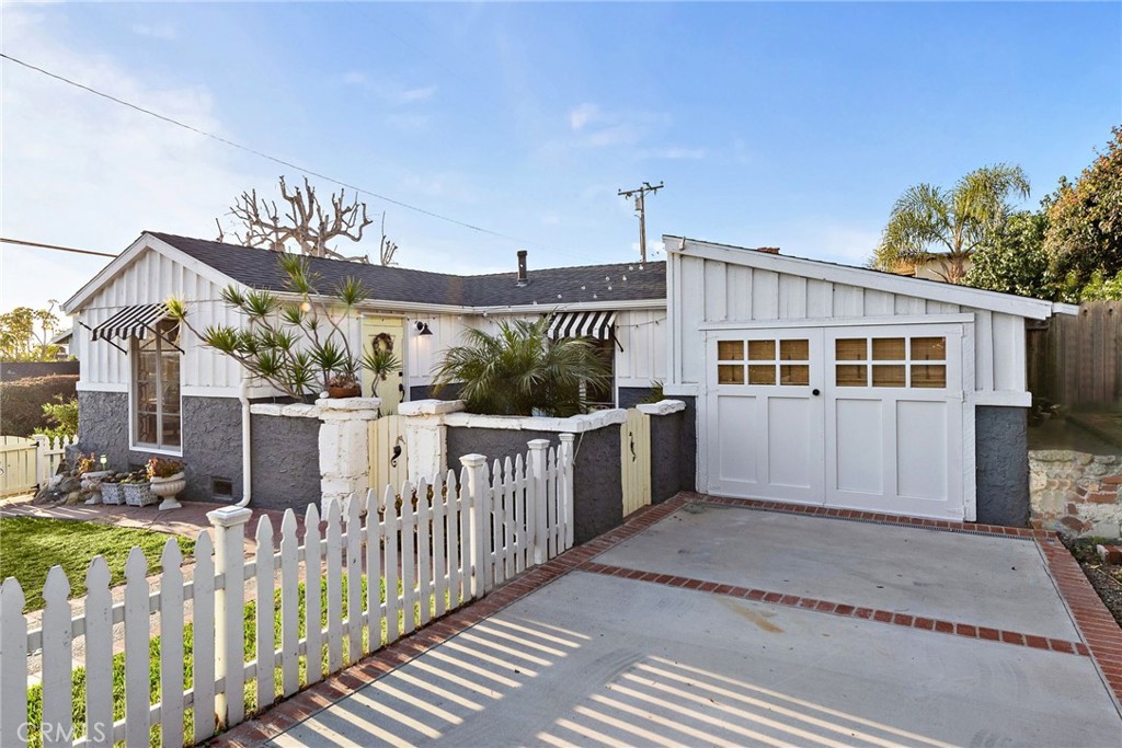 614 Thalia Street, Laguna Beach CA 92651 - photo 1