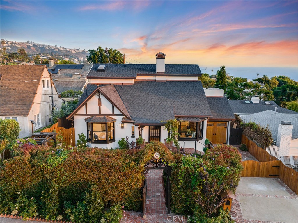 615 Seaview Street, Laguna Beach CA 92651 - photo 1