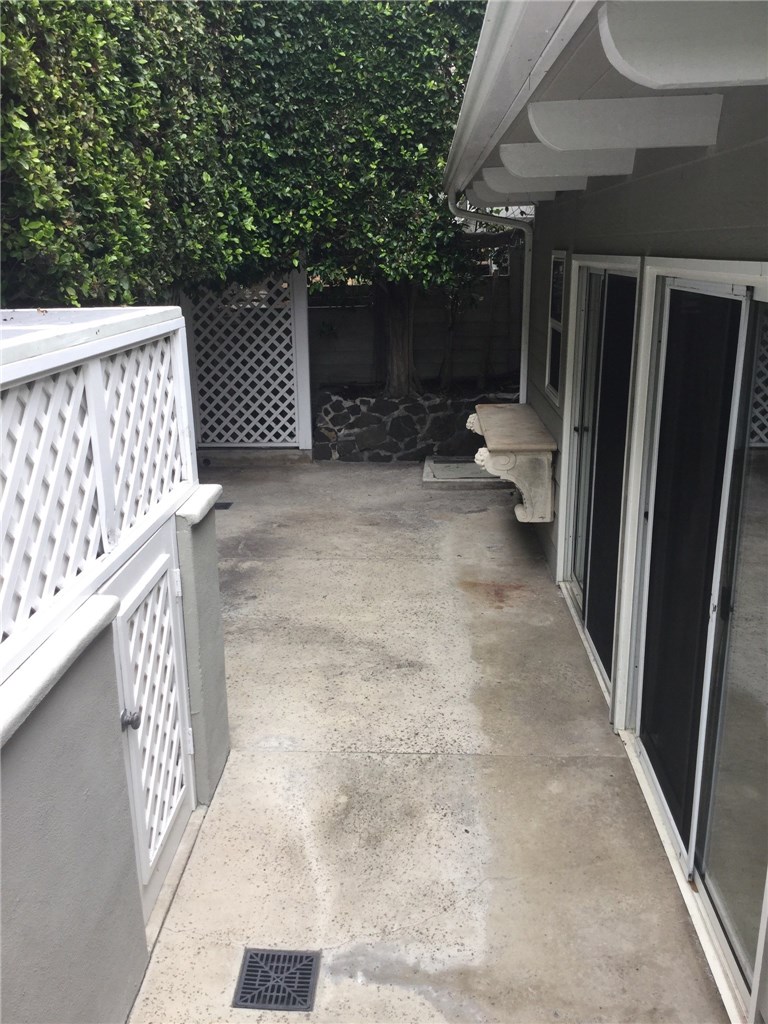 Enter from area above to private patio. - 616 Cuprien C, Laguna Beach CA 92651 - photo 1