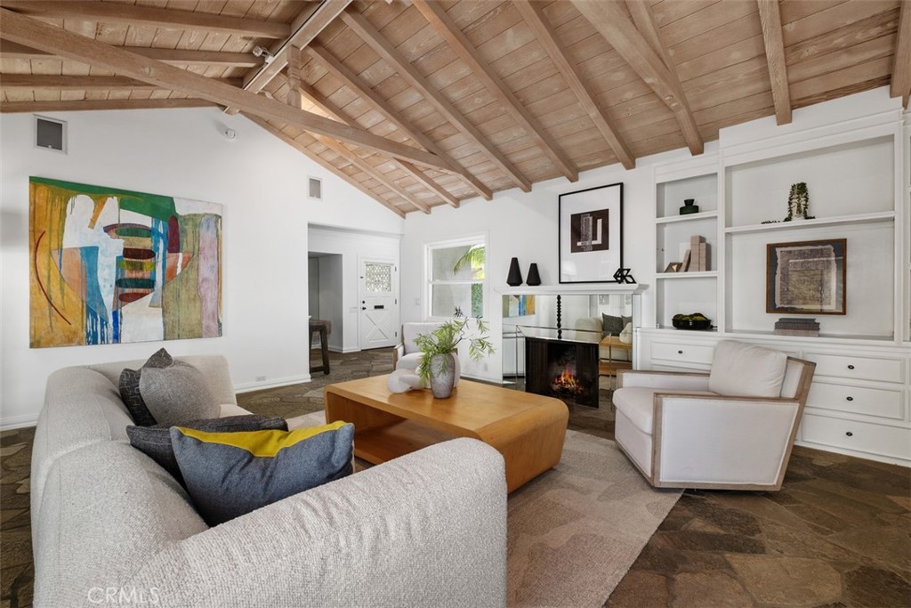 Fireplace enhanced - 616 Cuprien Way, Laguna Beach CA 92651 - photo 9