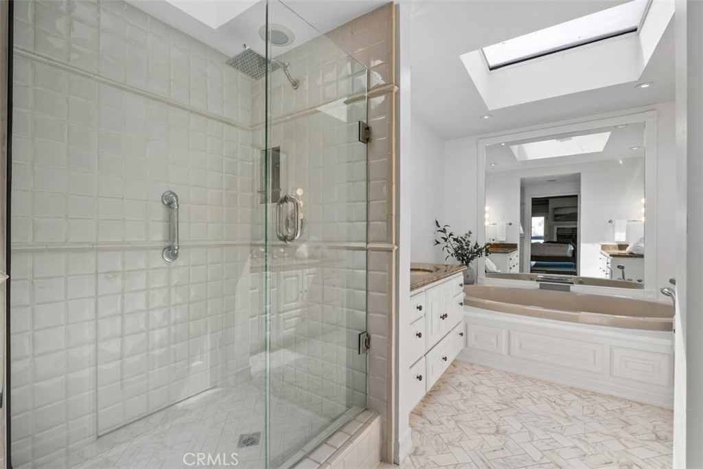 616 Cuprien Primary Bath - 616 Cuprien Way, Laguna Beach CA 92651 - photo 21