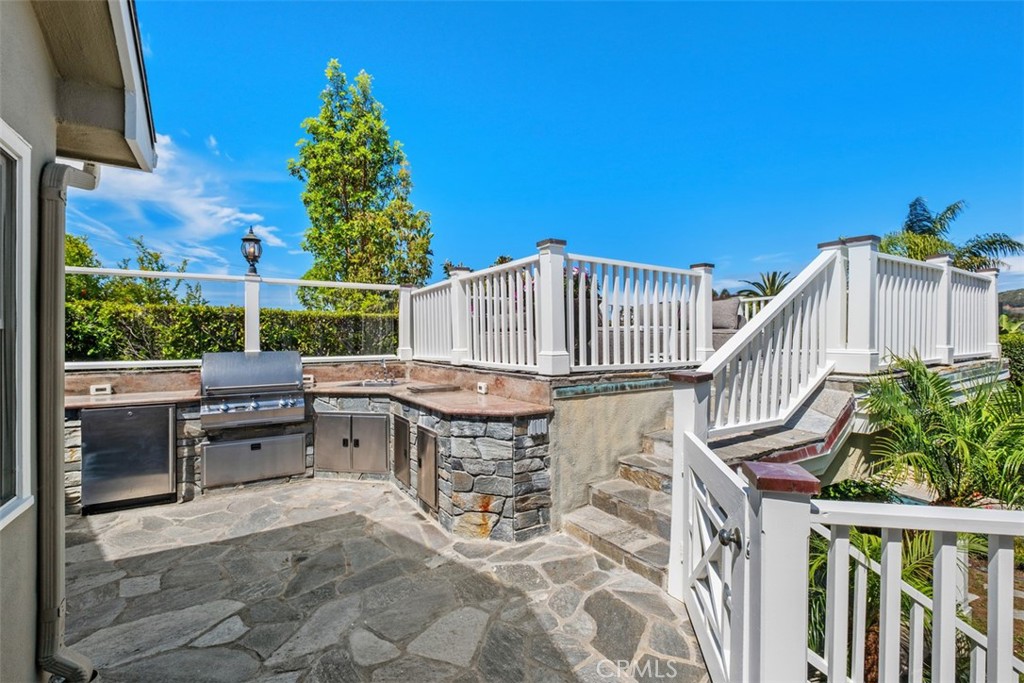 616 Curprien Outdoor cooking area - 616 Cuprien Way, Laguna Beach CA 92651 - photo 33
