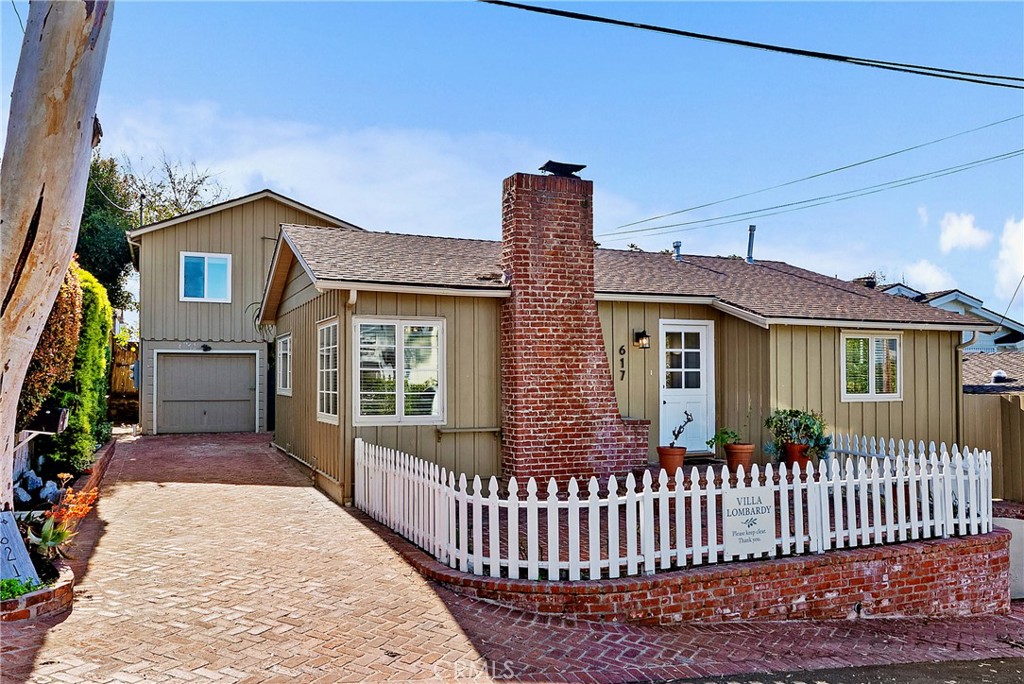 617 Lombardy, Laguna Beach CA 92651 - photo 1