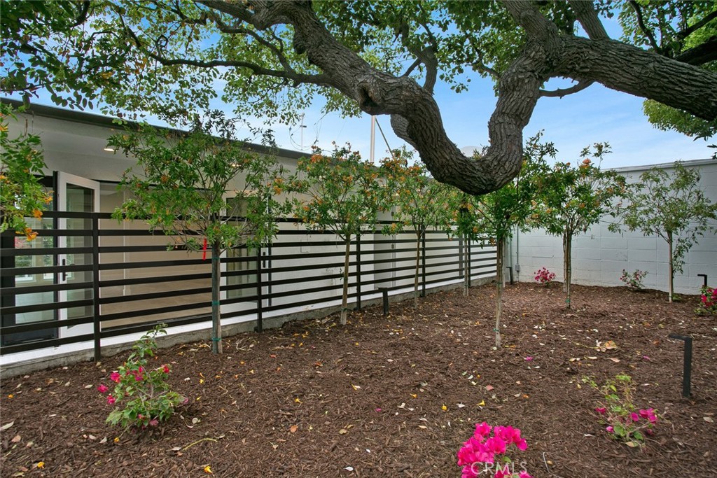 618 S Coast Highway, Laguna Beach CA 92651 - photo 37