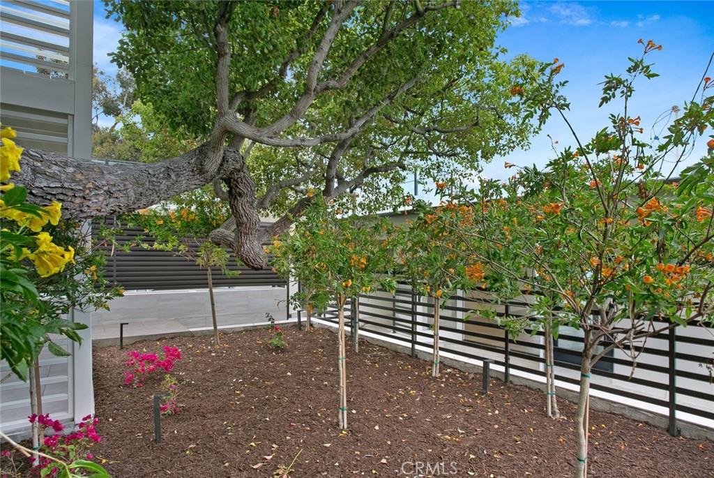 618 S Coast Highway, Laguna Beach CA 92651 - photo 38