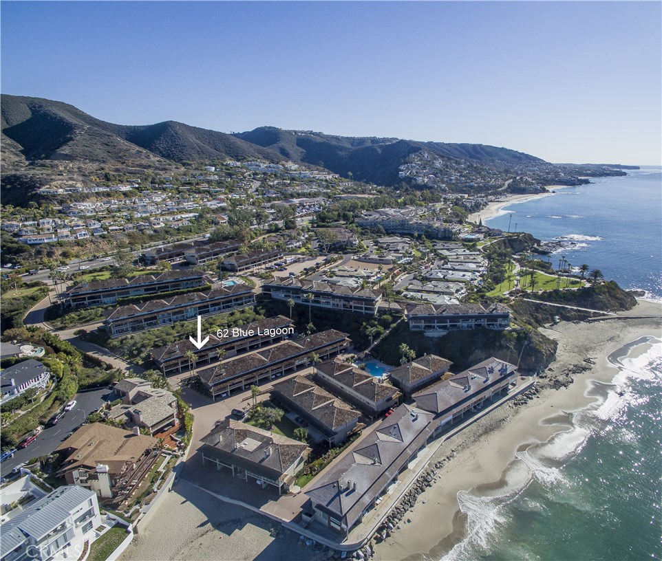 Located two rows up from the beach access - 62 Blue Lagoon, Laguna Beach CA 92651 - photo 1