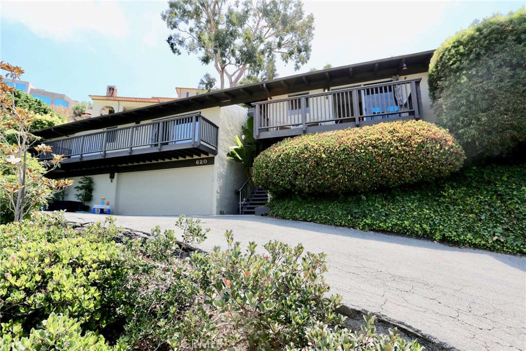 620 Temple Hills Drive, Laguna Beach CA 92651 - photo 1
