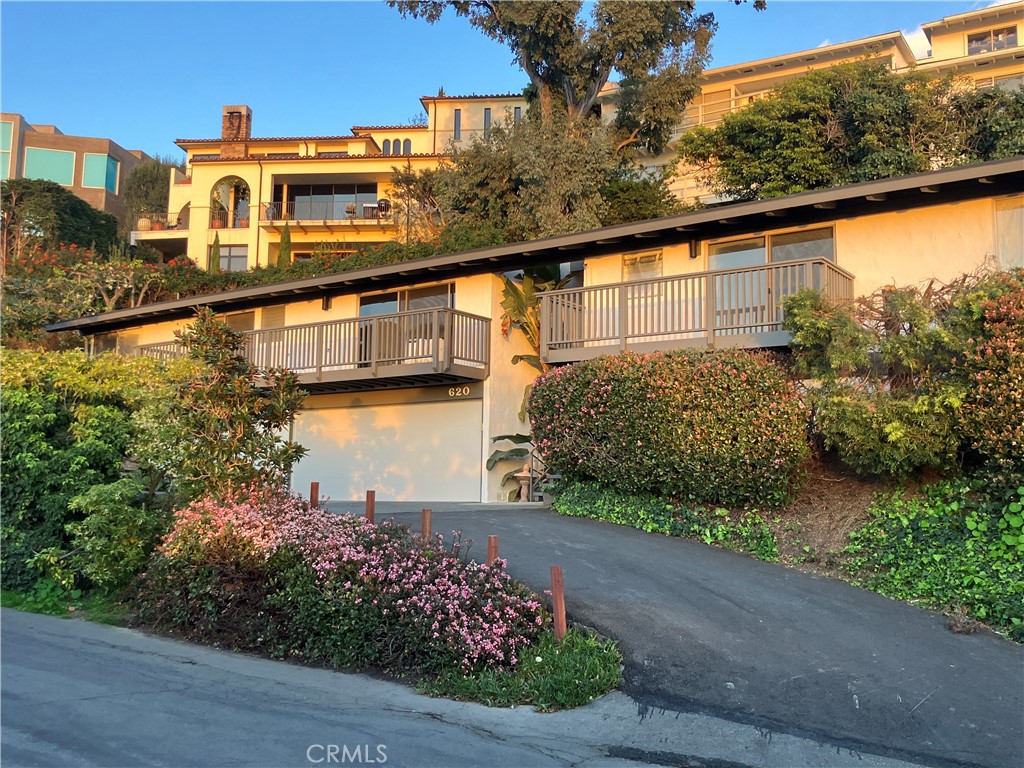 620 Temple Hills Drive, Laguna Beach CA 92651 - photo 1
