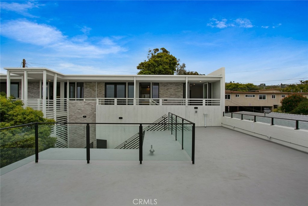 621 S Ramona A, Laguna Beach CA 92651 - photo 1
