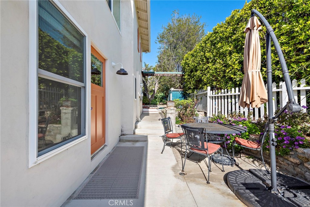 623 SHORT Street Guest, Laguna Beach CA 92651 - photo 1