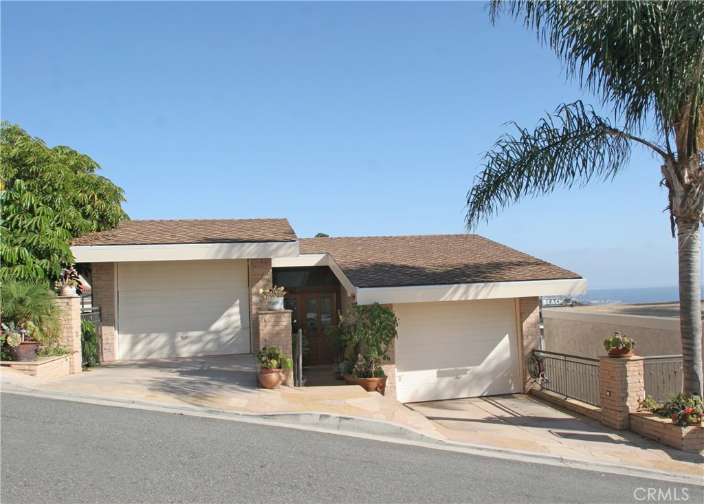 625 Fontana Way, Laguna Beach CA 92651 - photo 1