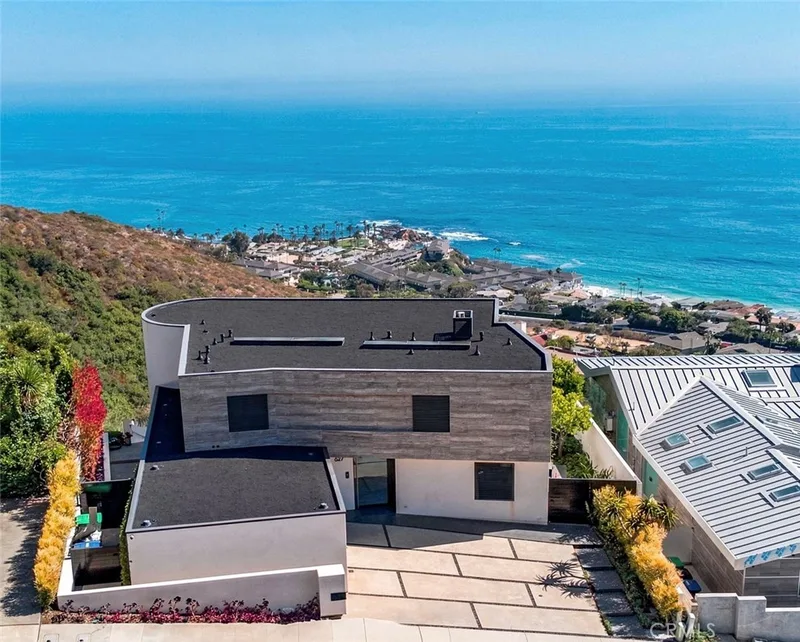 627 Nyes, Laguna Beach, CA 92651 627 Nyes, Laguna Beach, CA 92651