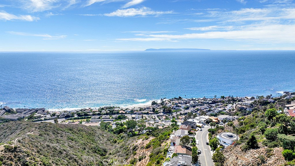629 Balboa Avenue, Laguna Beach CA 92651 - photo 13