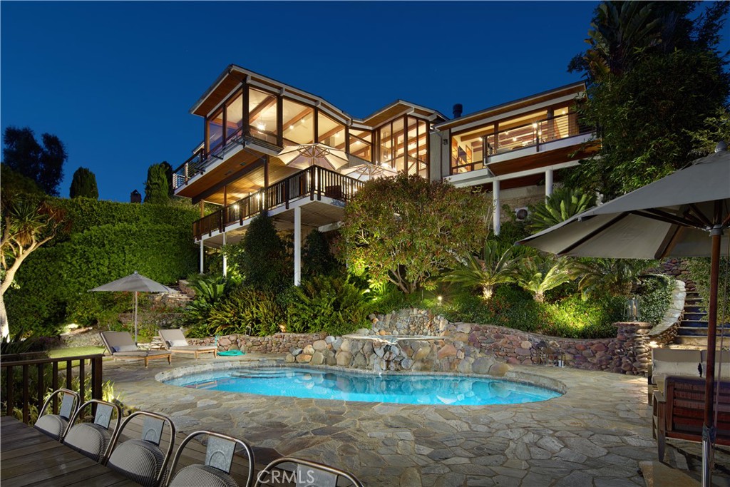 630 Diamond Street, Laguna Beach CA 92651 - photo 2