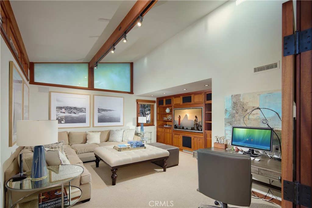 630 Diamond Street, Laguna Beach CA 92651 - photo 25