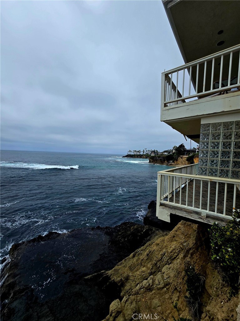 631 Cliff A9, Laguna Beach CA 92651 - photo 1